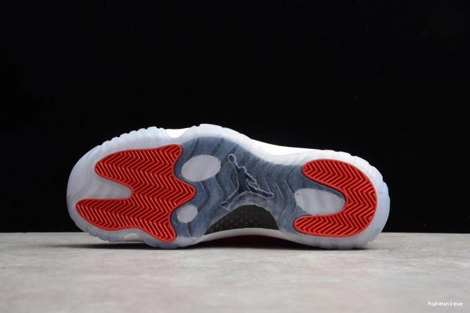 HYPE RetroGym 378037-623 Air Jordan 11 Red 0718